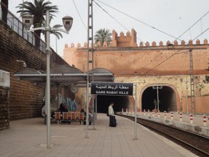 Viajar de comboio / trem em Marrocos